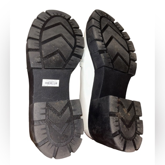 torrid l Faux Leather White Chunky Platform Loafers Size 10 - Picture 9 of 10